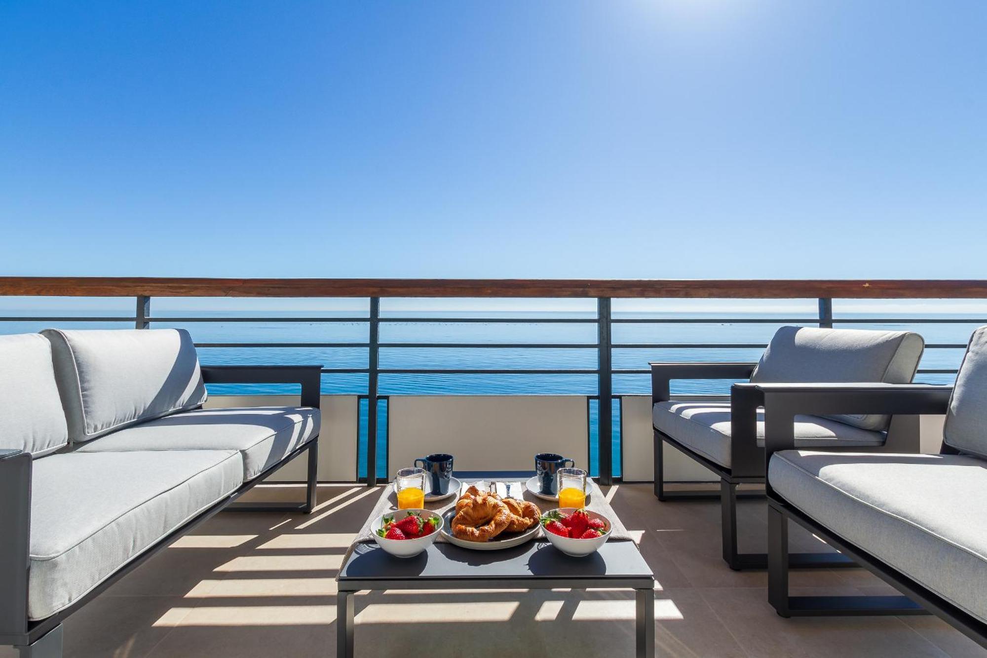 Santa Clara Modern & Exclusive Seafront Apartment Torremolinos Exterior foto