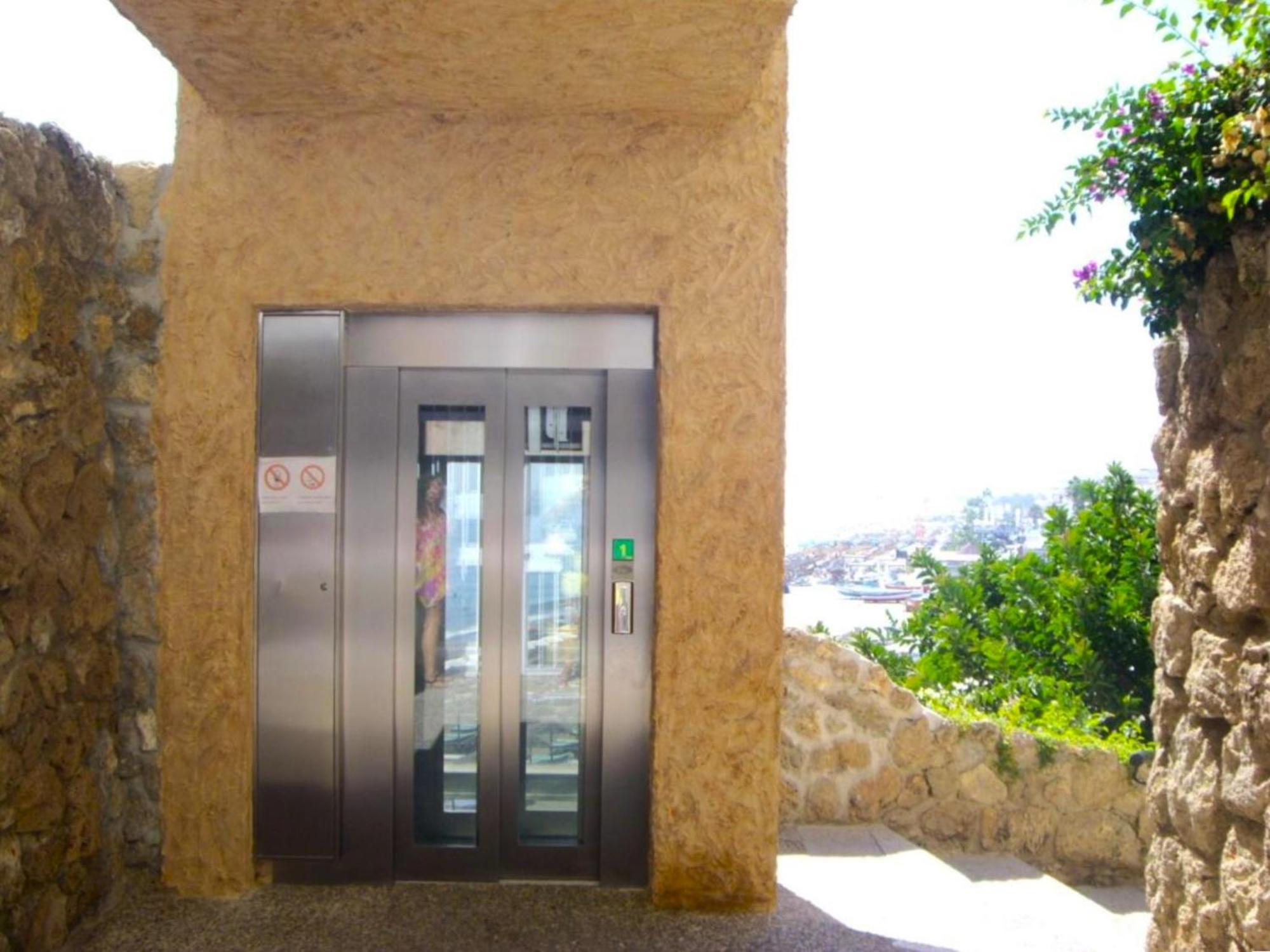 Santa Clara Modern & Exclusive Seafront Apartment Torremolinos Exterior foto