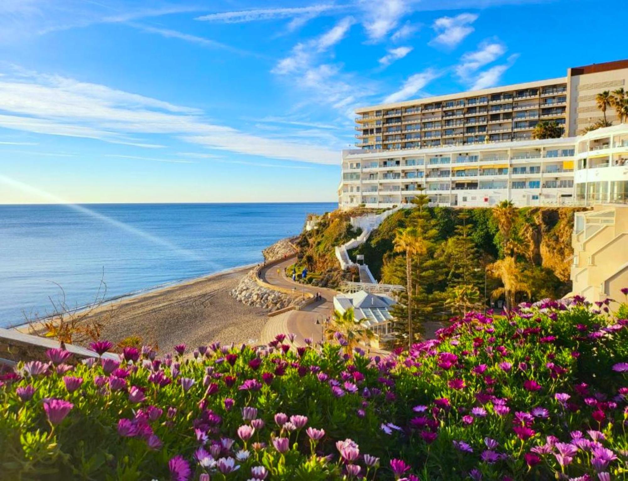 Santa Clara Modern & Exclusive Seafront Apartment Torremolinos Exterior foto